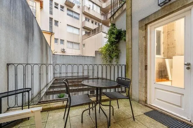 Avantgarde By Upperground * بورتو